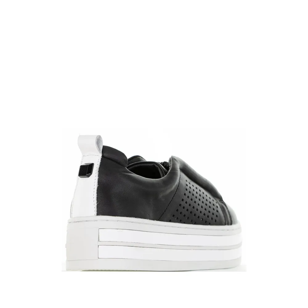 ALFIE & EVIE OSSO BLACK Walk Glide Fit