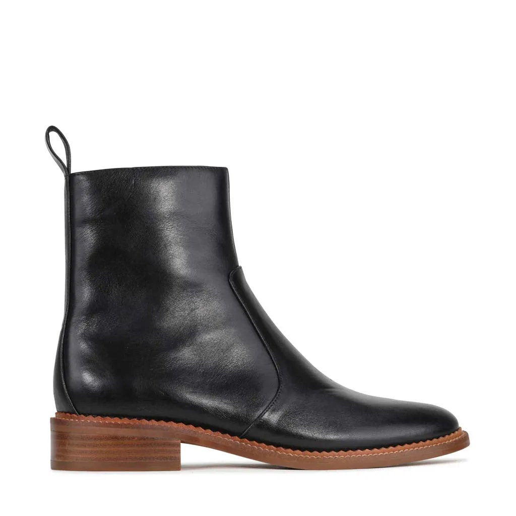 KARINA weekend adventurers' boots walking - style