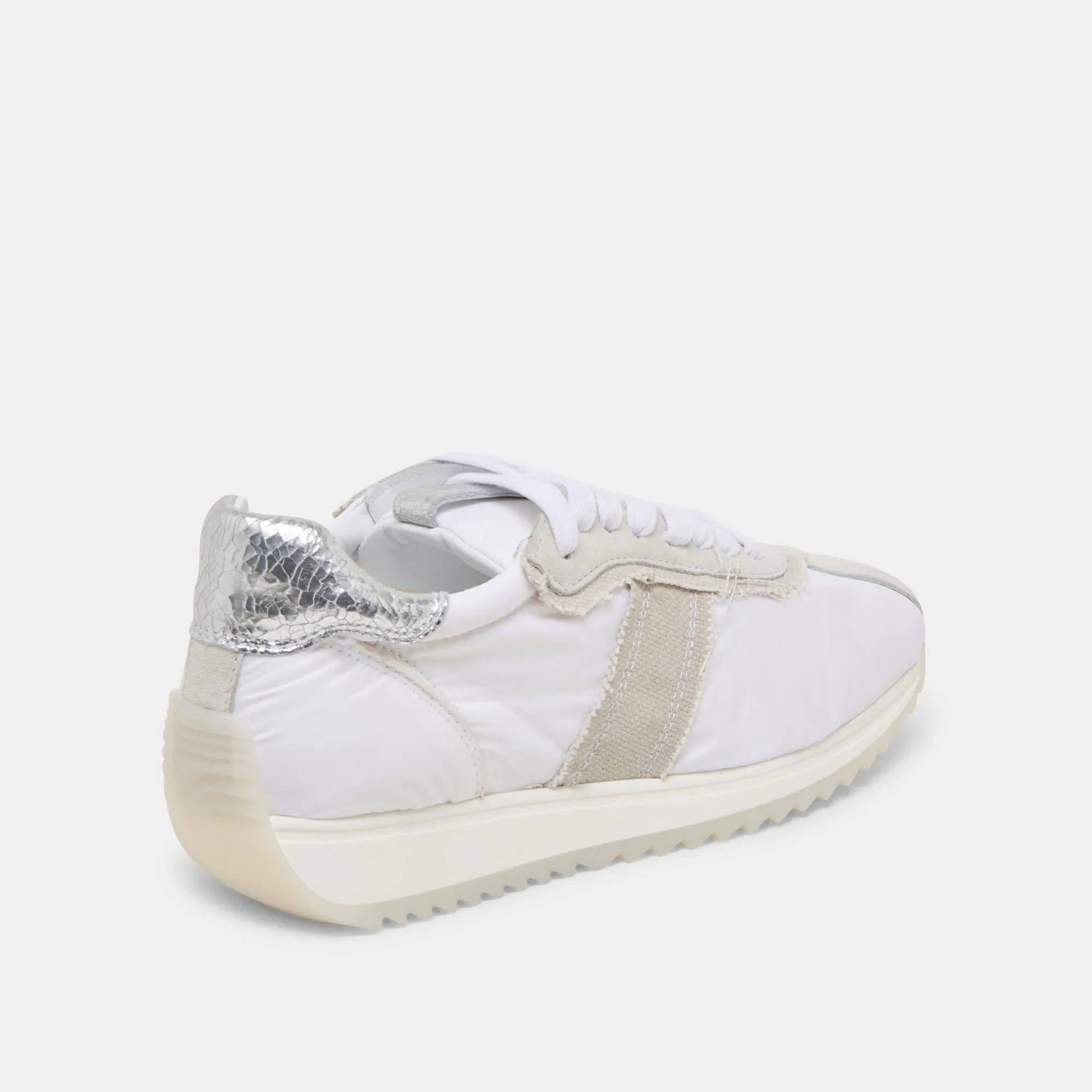 MARIO SNEAKERS WHITE MULTI LEATHER Smooth Form Refined Look