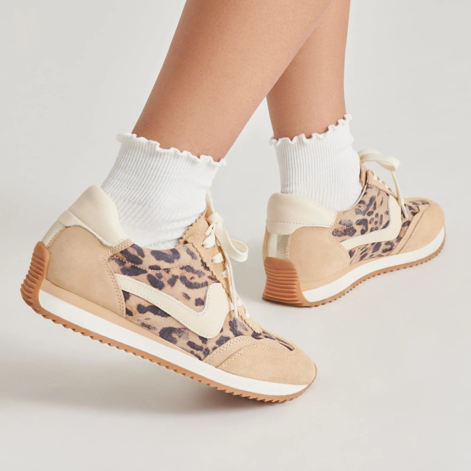 B.NTCD SNEAKERS LT LEOPARD SUEDE Soft Texture Shock absorption