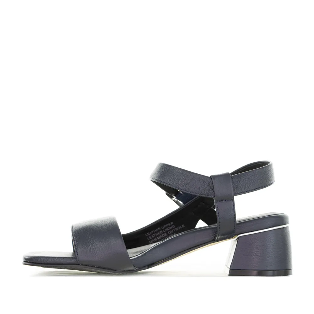 ZIERA CENDA NAVY Yoga Base