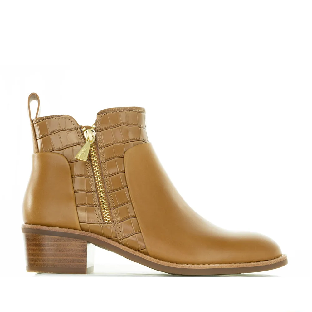 Lightweight Work Approved HUSH PUPPIES AIRES TAN