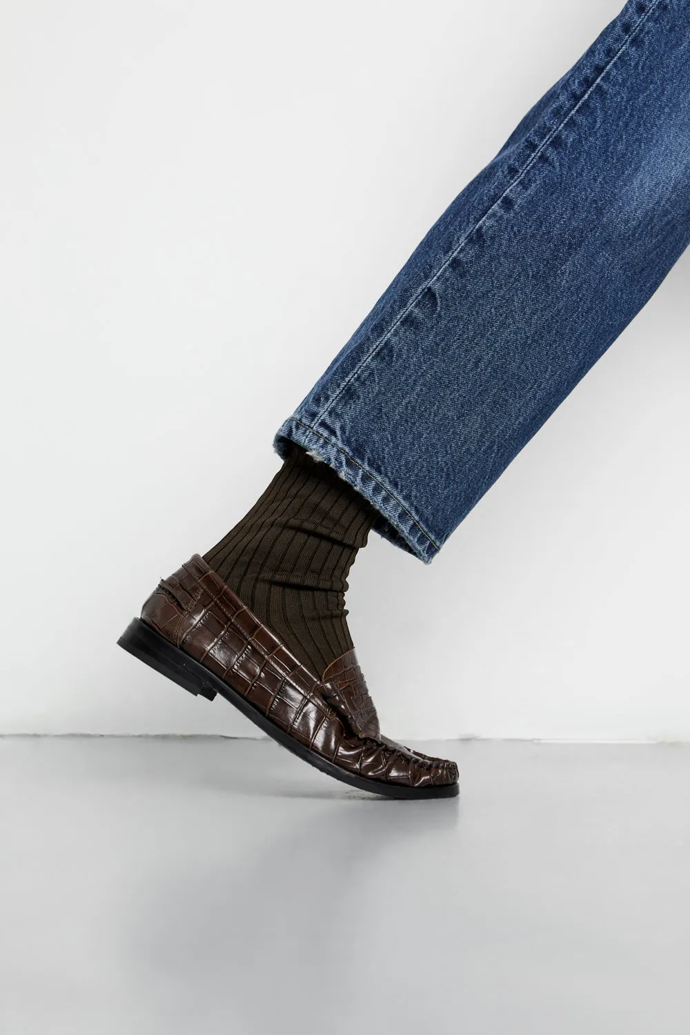 Slip-On Style Zoe Loafers in Croc-effect Chocolate Leather