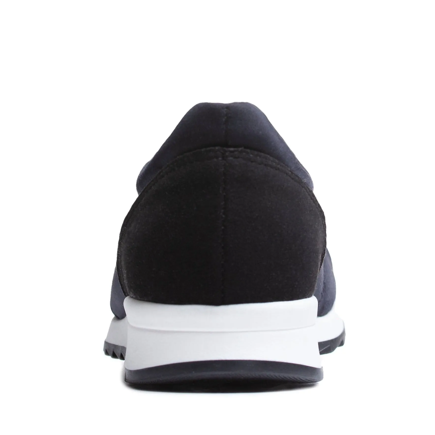 VIRE Women??s vegan GORE-TEX? slip-on sneaker Flexible Comfort