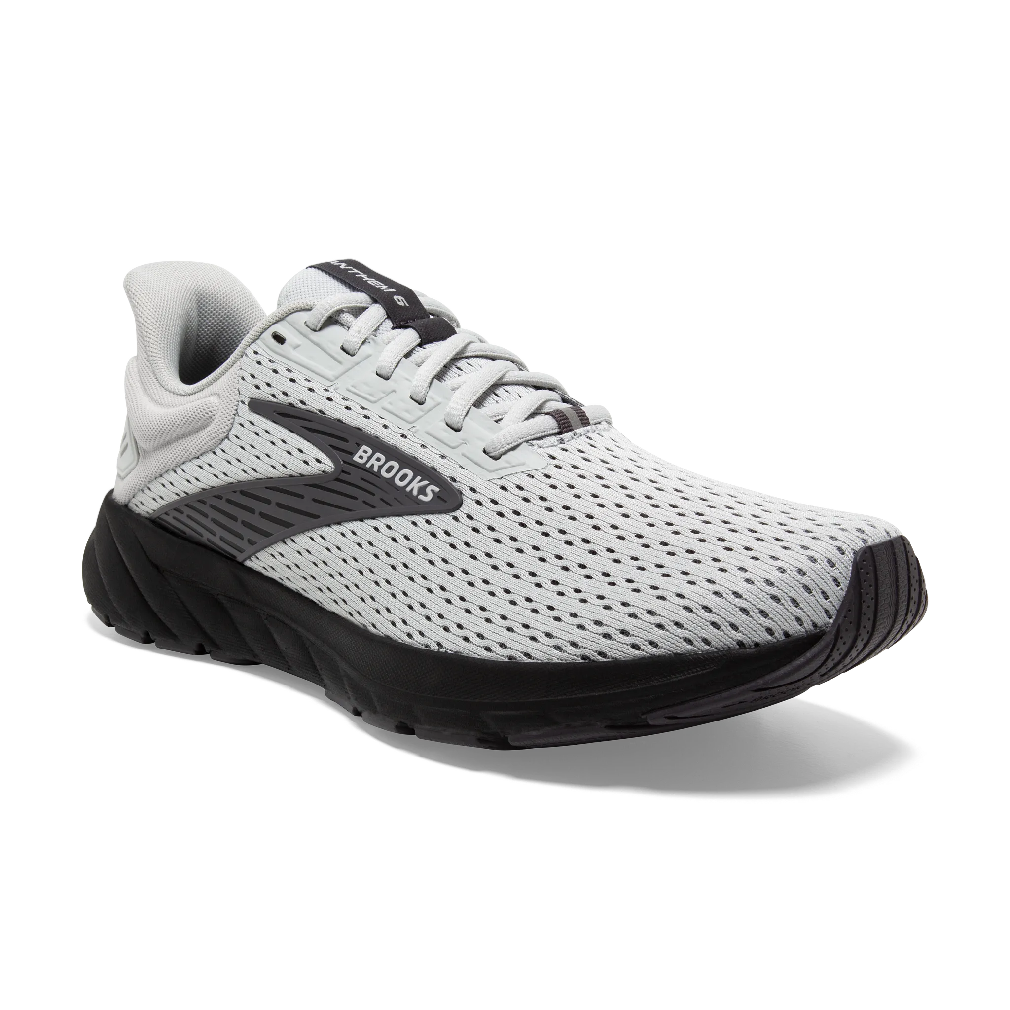 Men's Anthem 6 medial support running on uneven ground