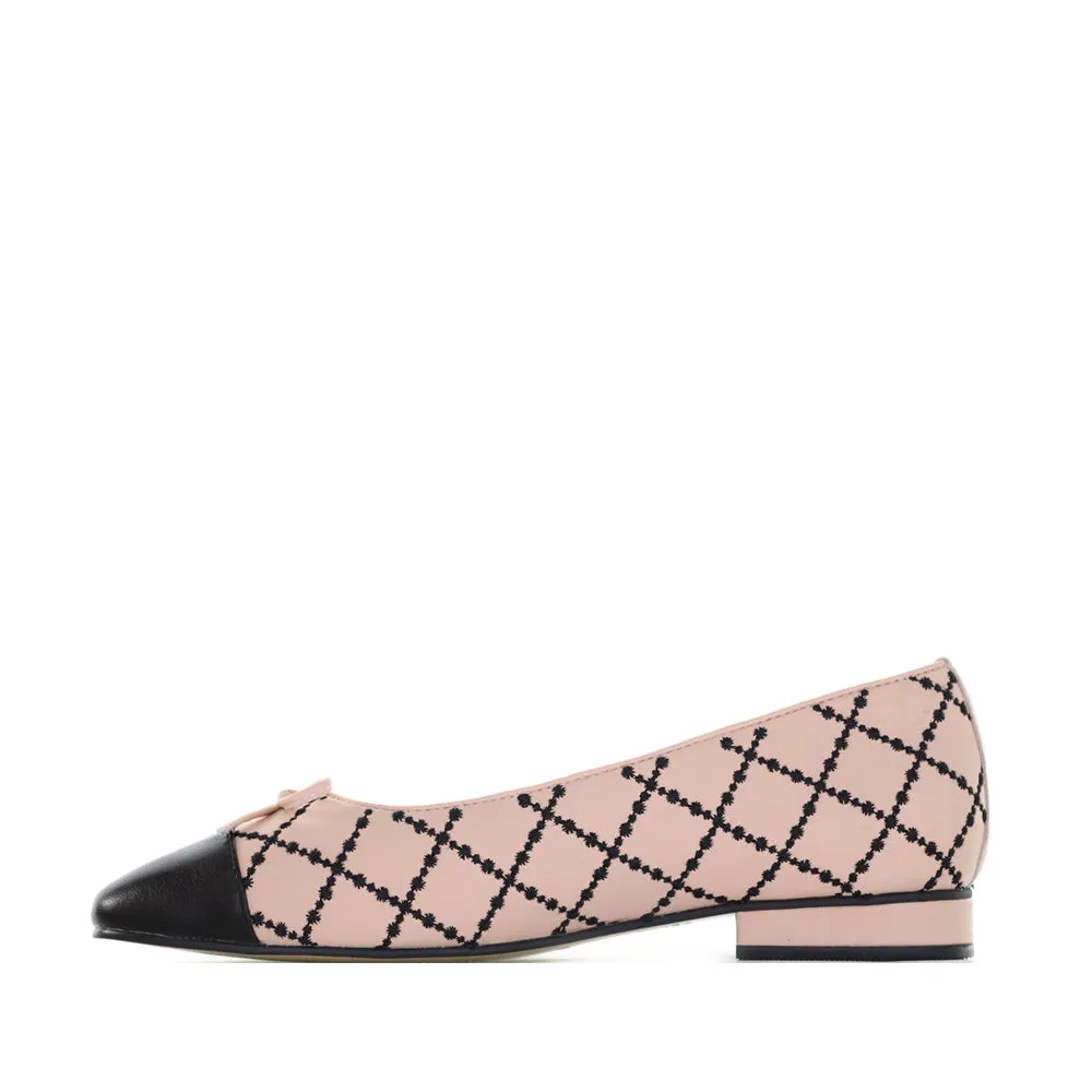 Built-In Support LE SANSA HARY NUDE