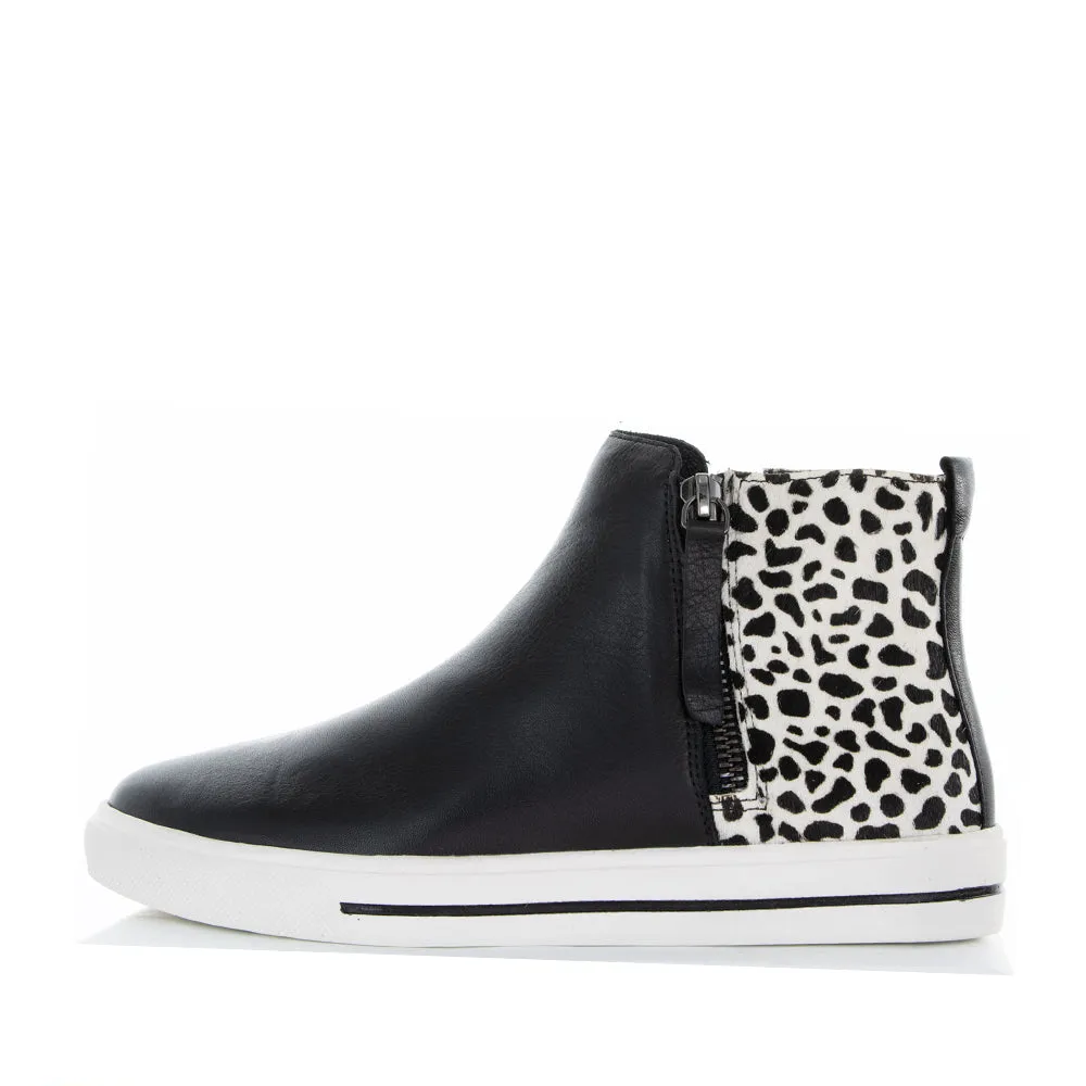 Sculpted cushioning LE SANSA INDO BLACK SNOW PONY
