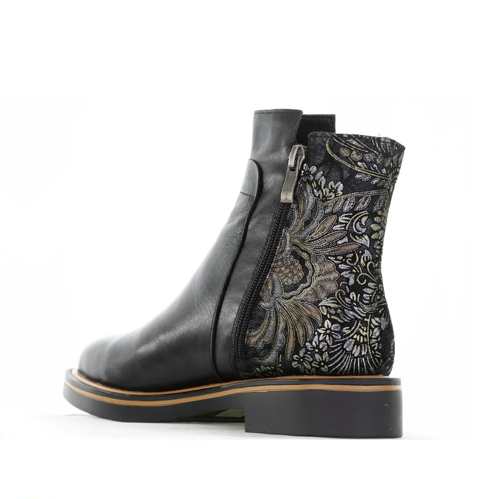 BRESLEY DEMIO BLACK MUGHAL Surfer
