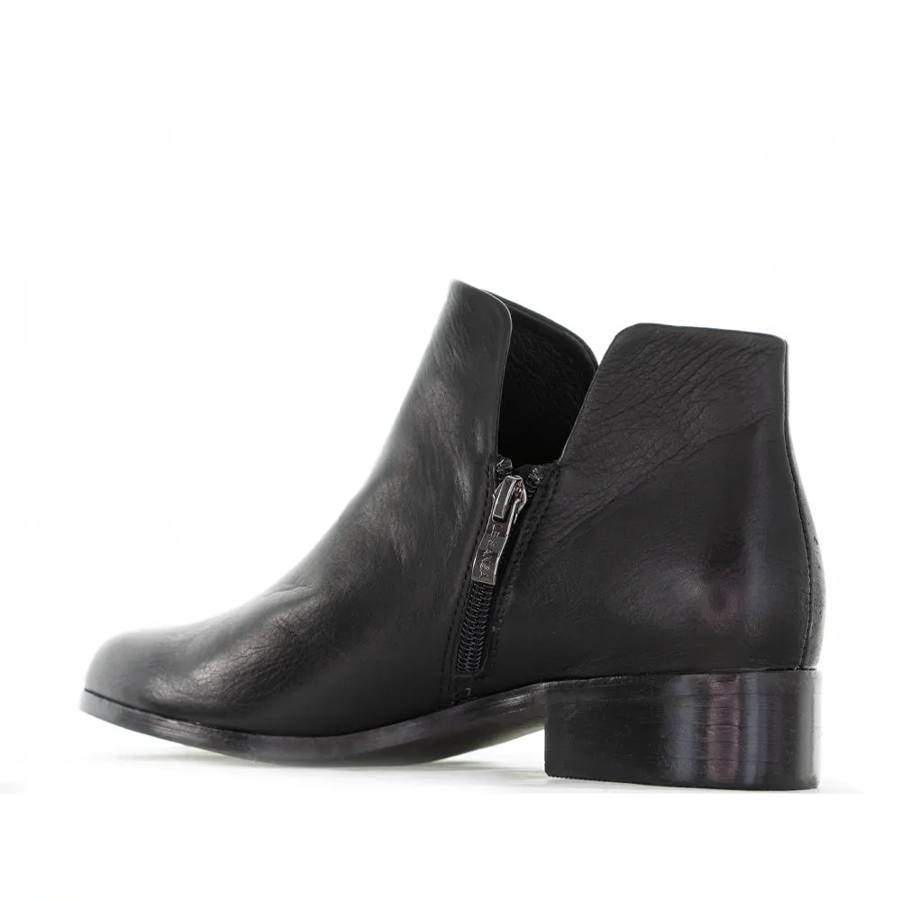 Comfort Fit LE SANSA MARA BLACK