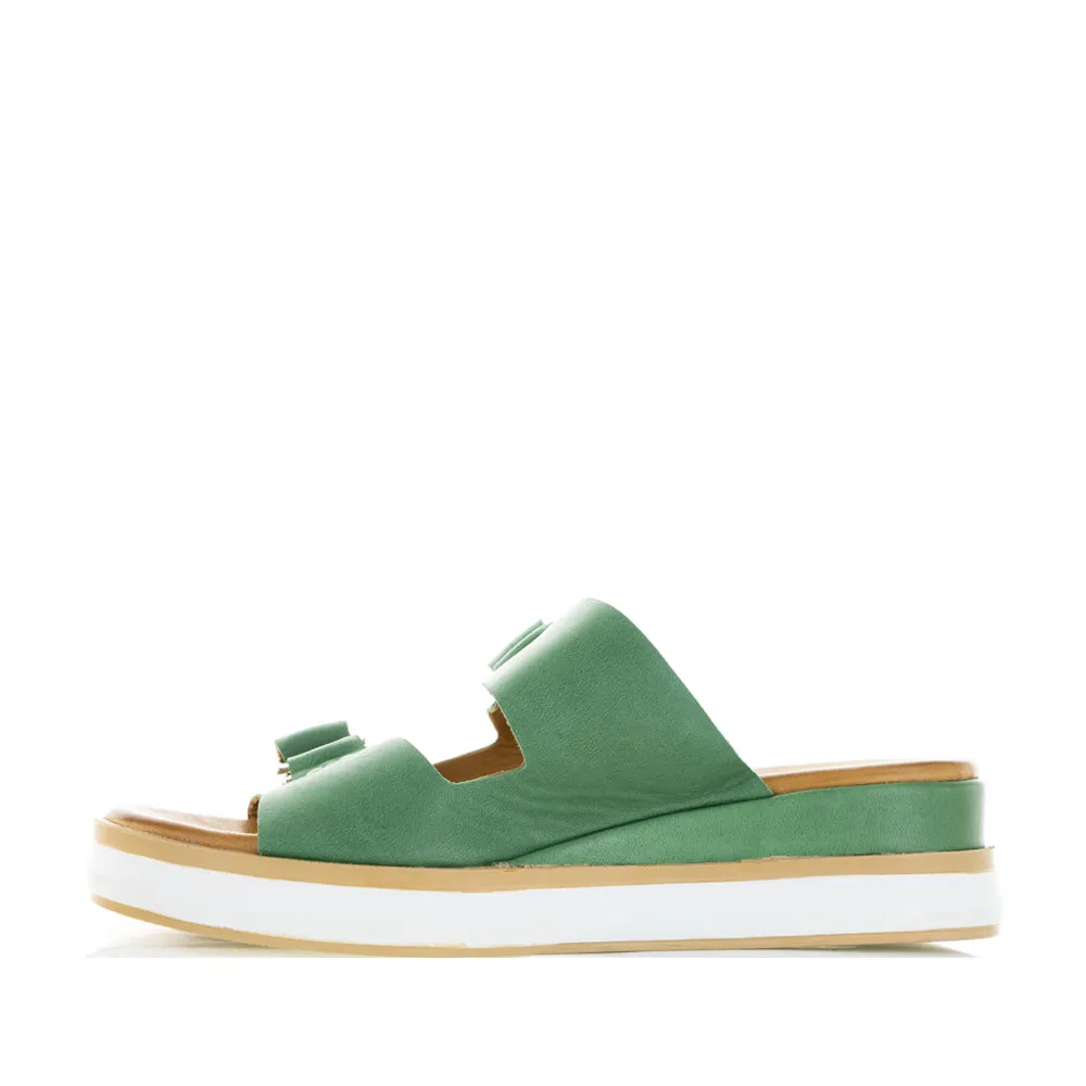 LE SANSA HOLISTER PINE Foot Freedom Slip