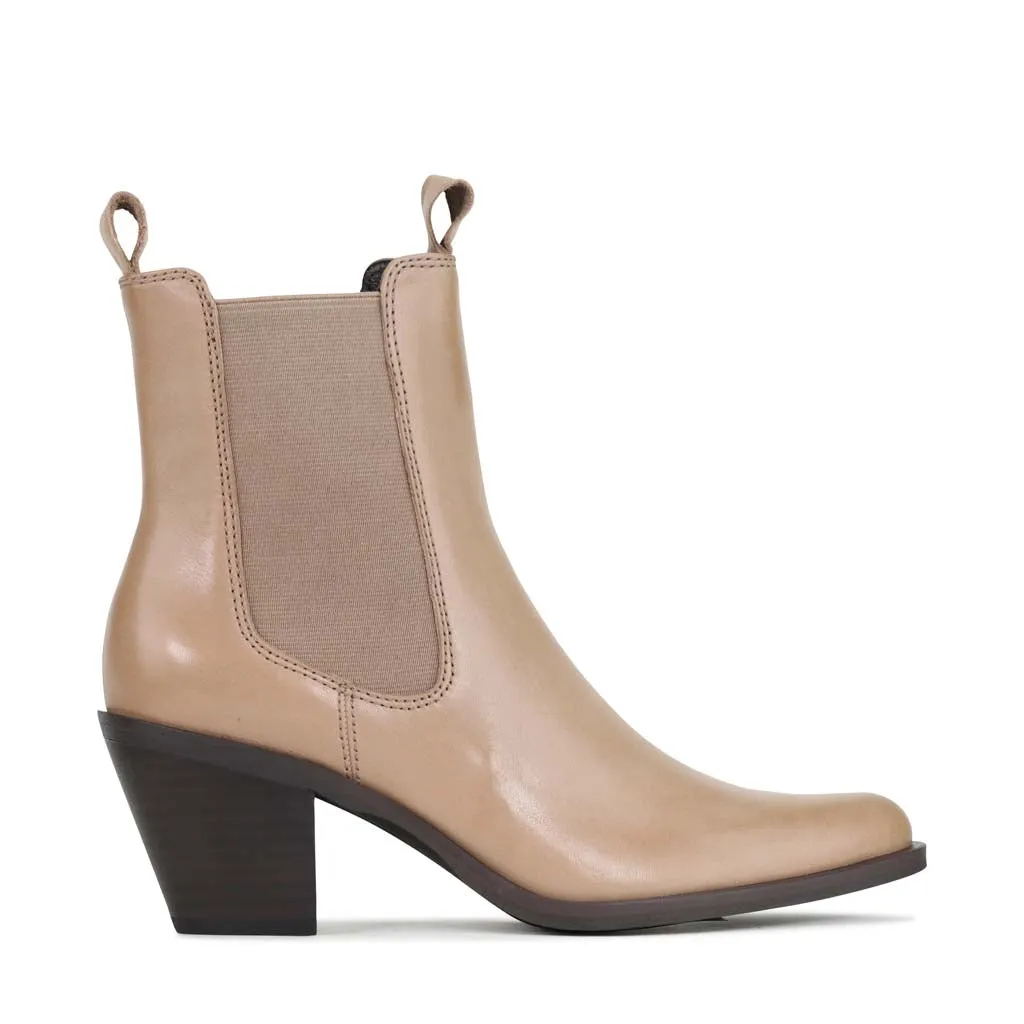ELESA Sandals