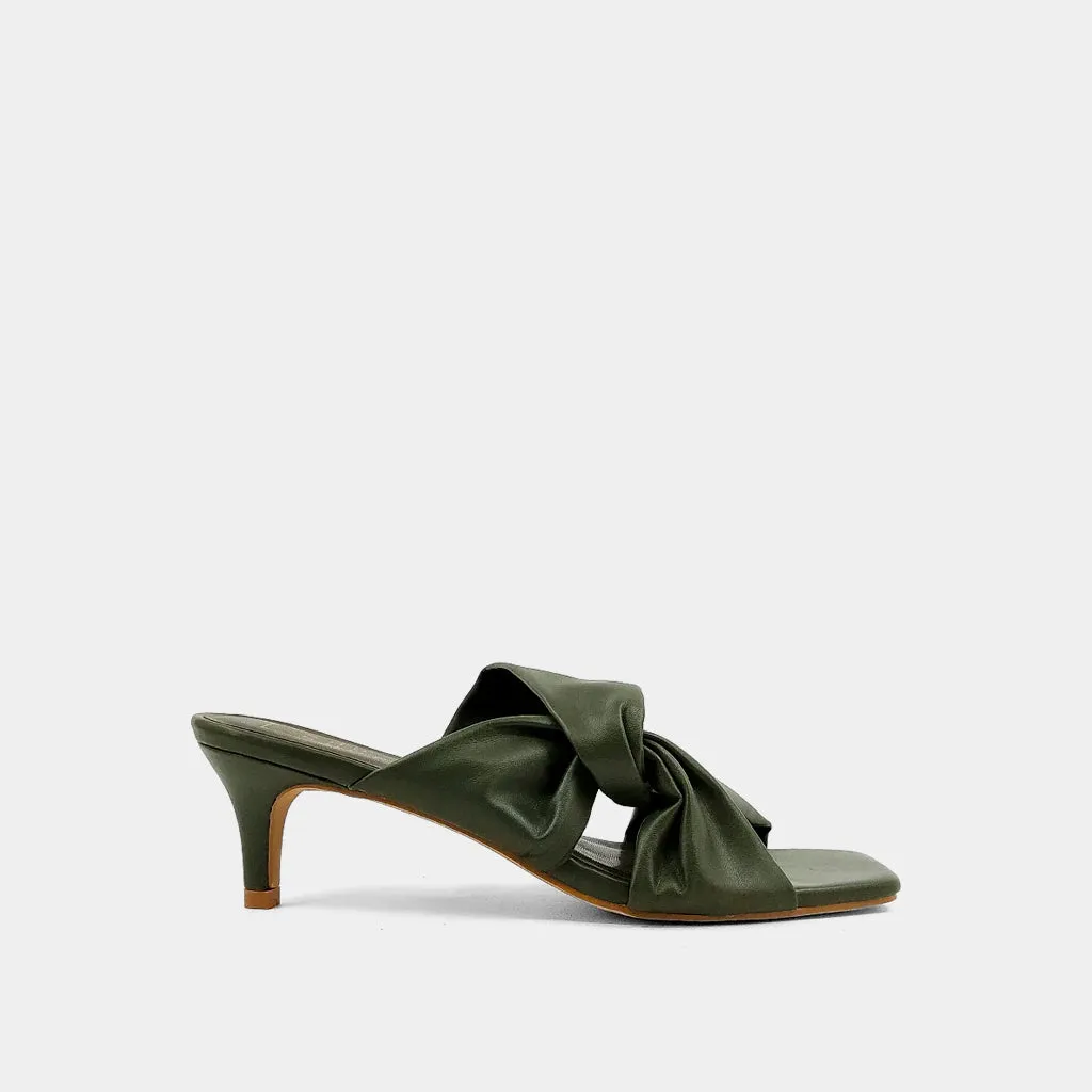 Skin Soft Long Move FAMKE