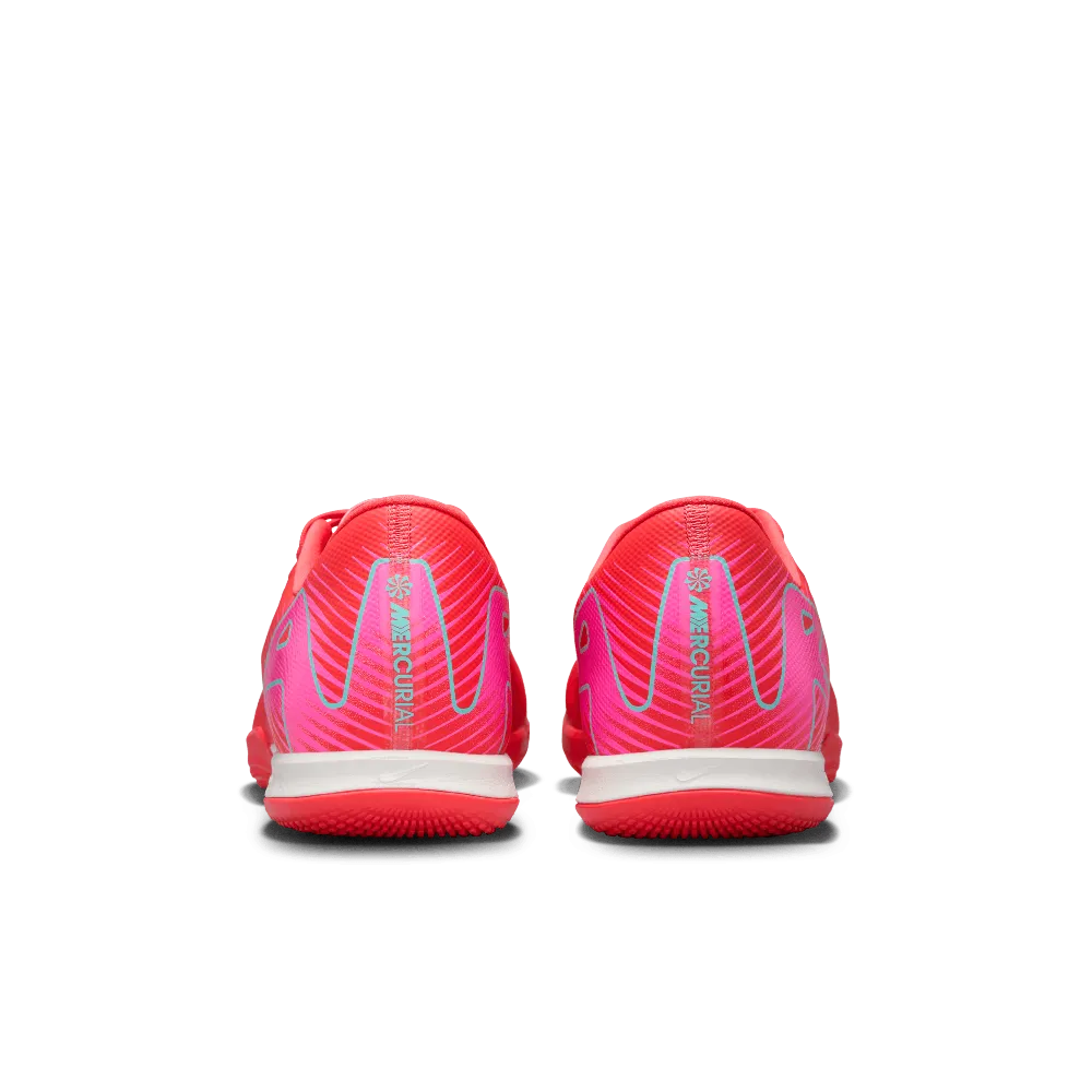 Nike Mercurial Vapor 16 Academy IC Indoor Football Shoes (Ember Glow/Aurora Green) Comfort Shank Firm Lock