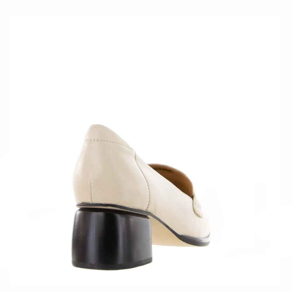 Dressy BRESLEY PADDLE SWAN
