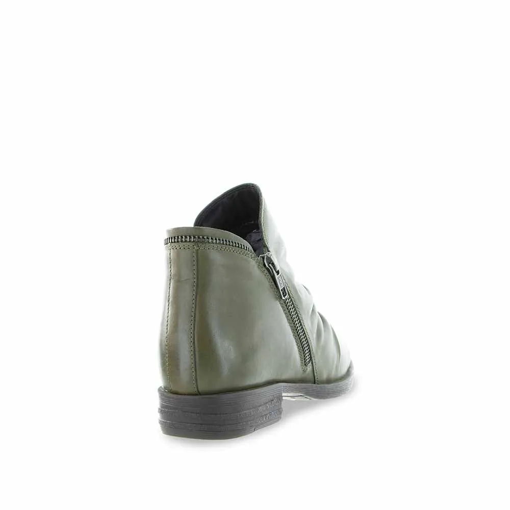 sophisticated adults mountain boots LE SANSA LEMON OLIVE