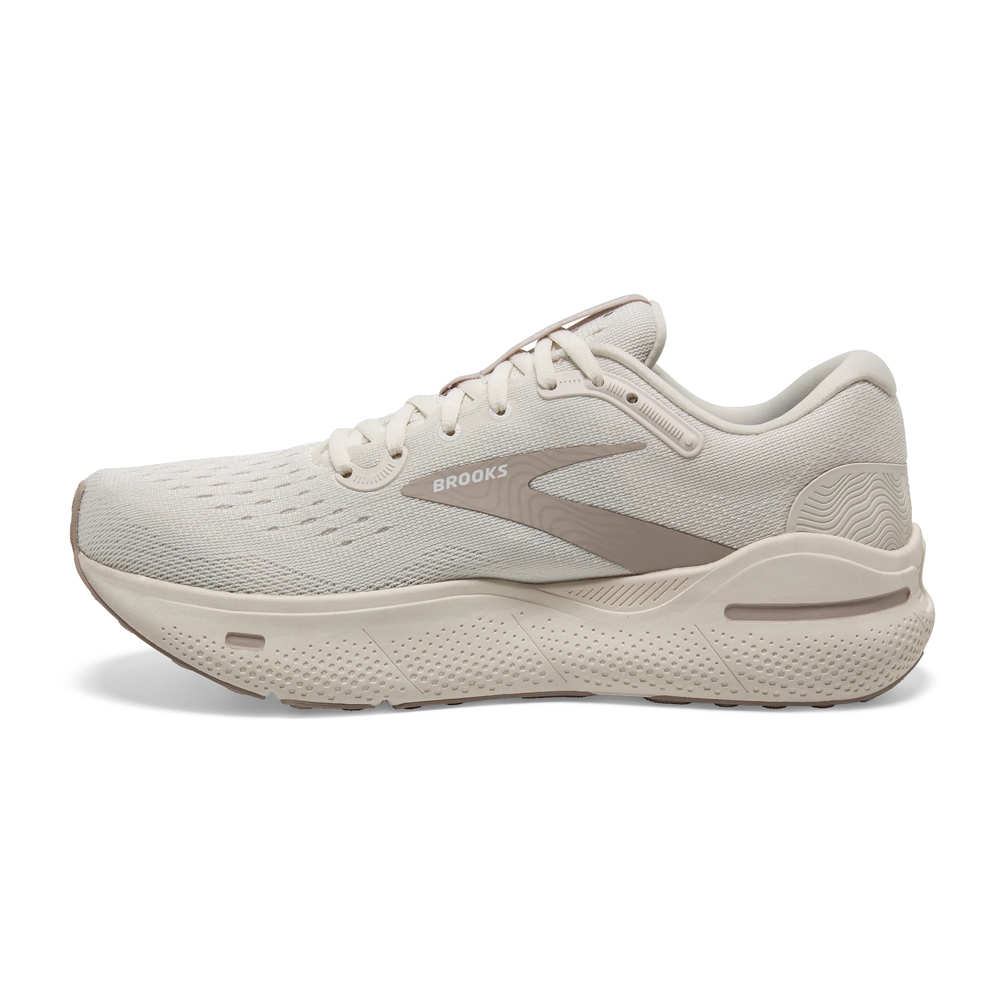 running on a track oval Fitness routine Men's Ghost Max