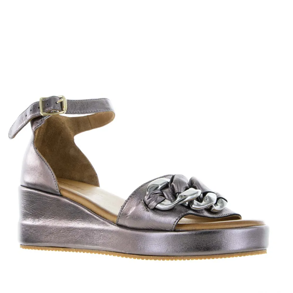 BRESLEY SIENNA PEWTER Travel Glam Light Tread