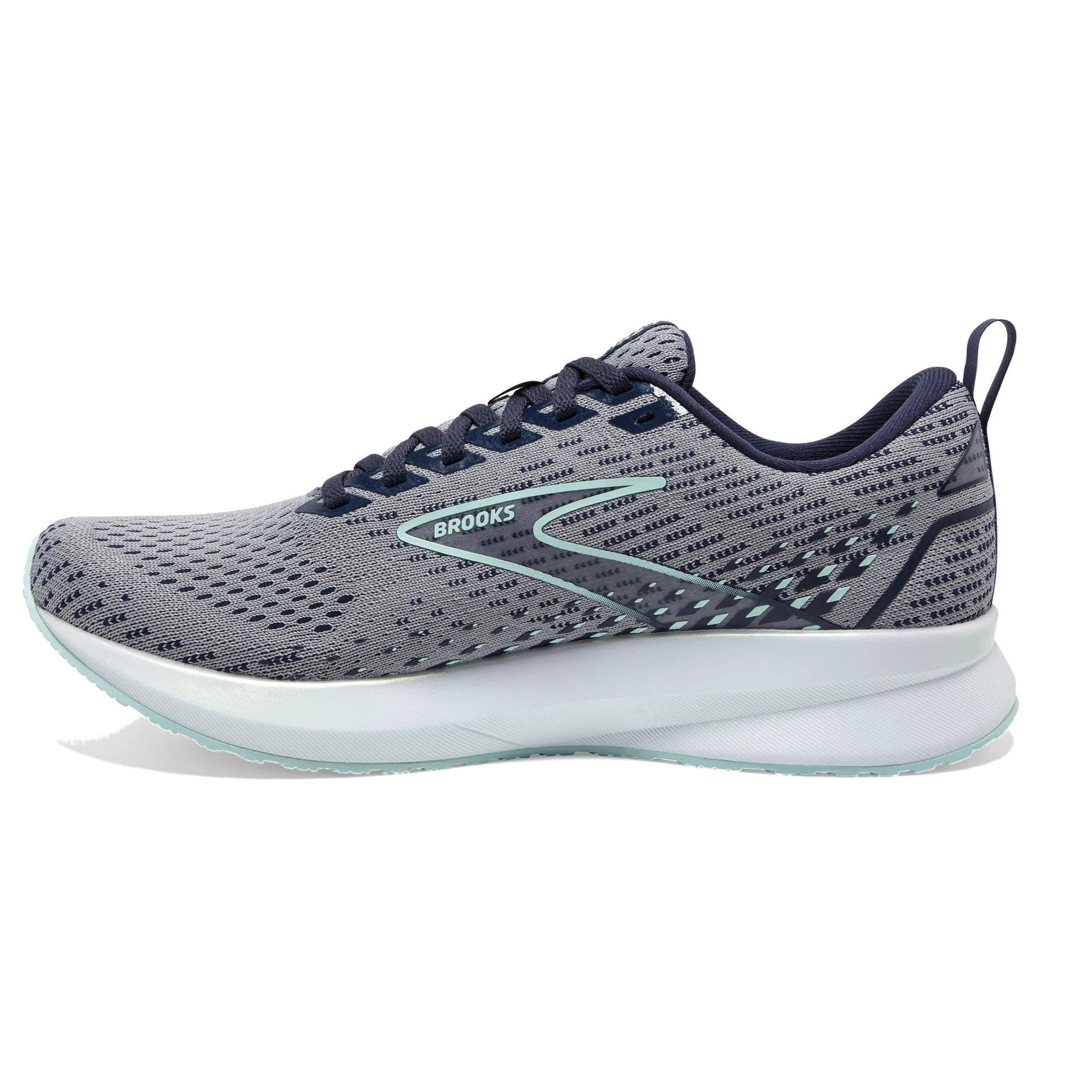 Women's Levitate 5 efficient workout