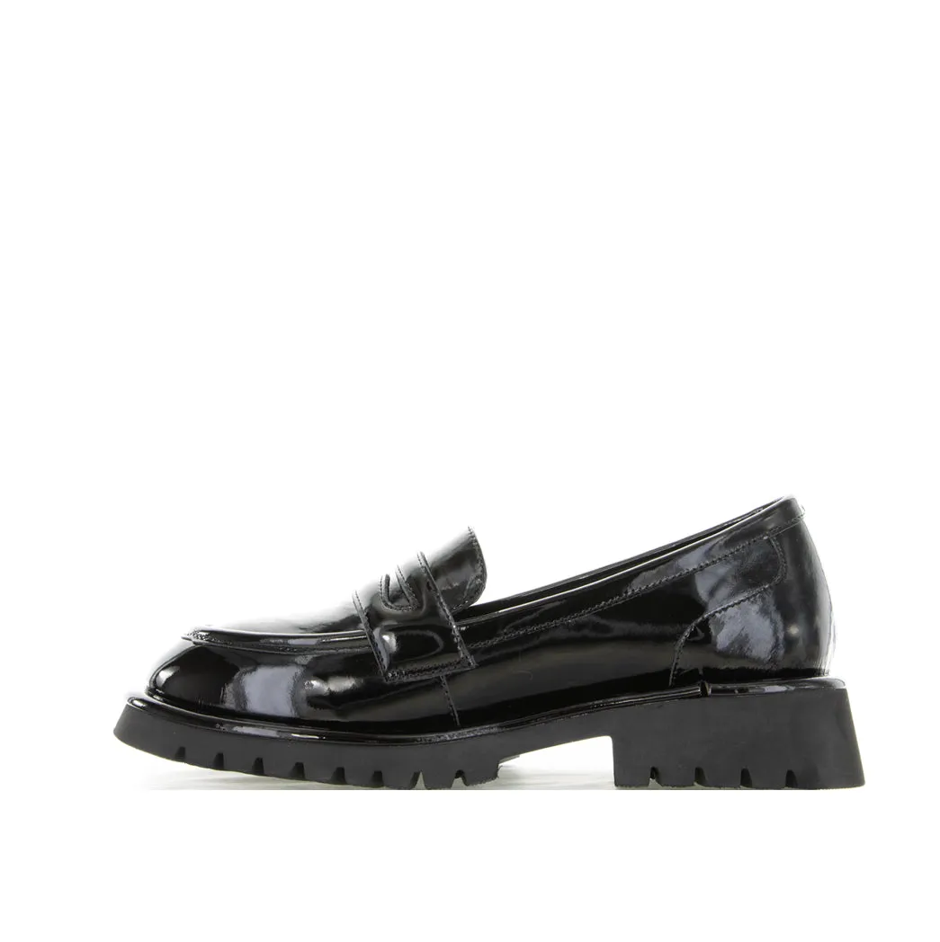 LE SANSA BOW BLACK PATENT Everyday Use