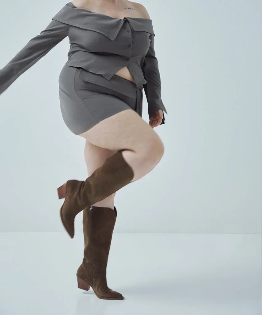 Airy Feel Built For Comfort RAJ EXTRA WIDE CALF BOOTS BROWN SUEDE