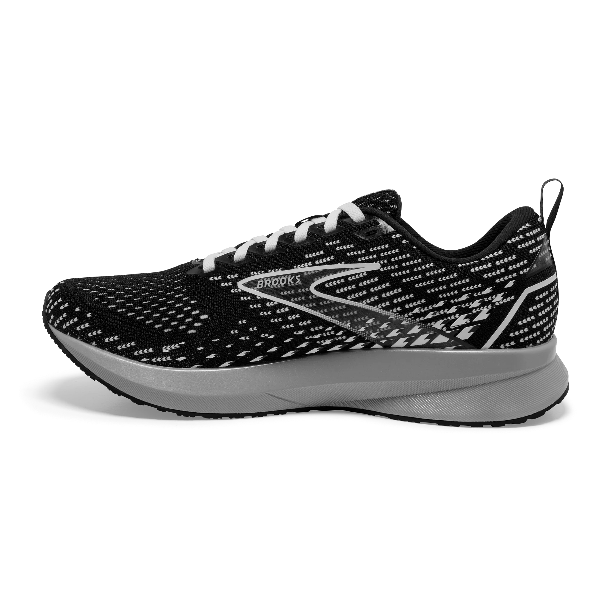Women's Levitate 5 Sprinting Aid