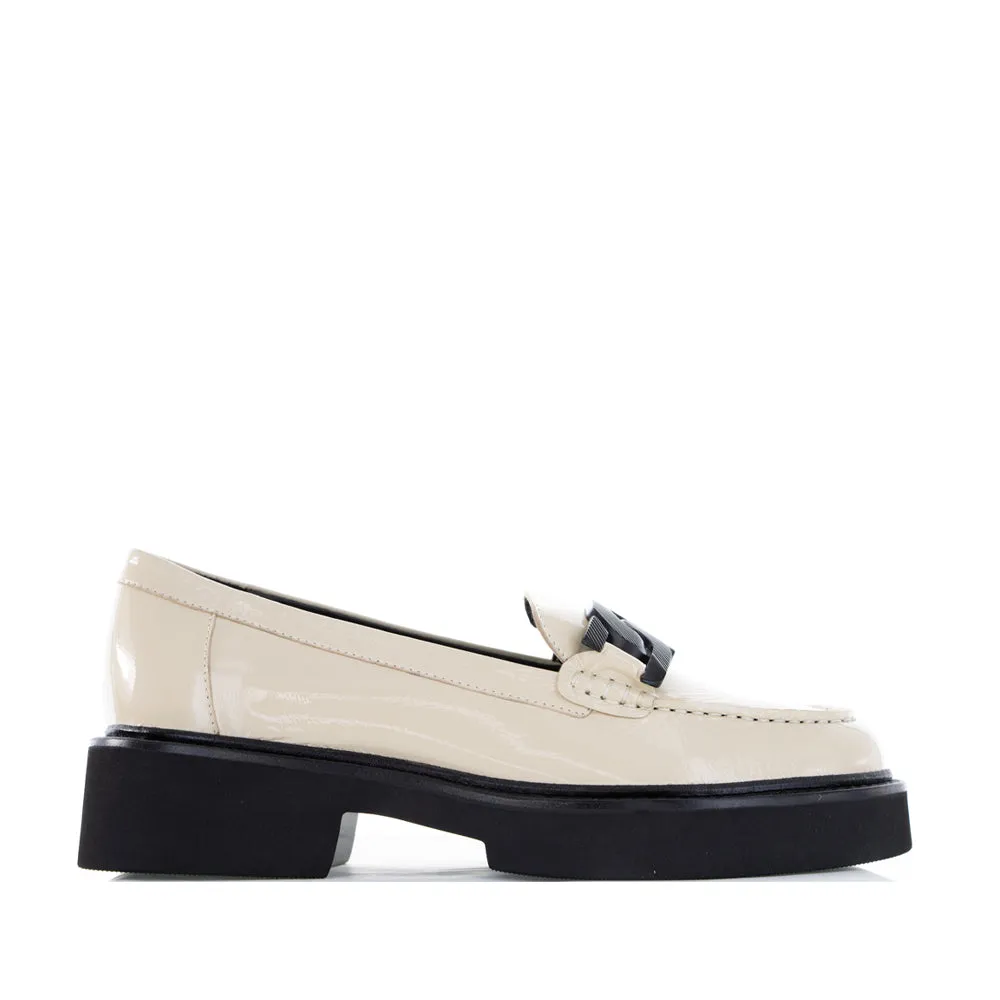 Durable arch Structured shock absorption BRESLEY ALTON SWAN PATENT