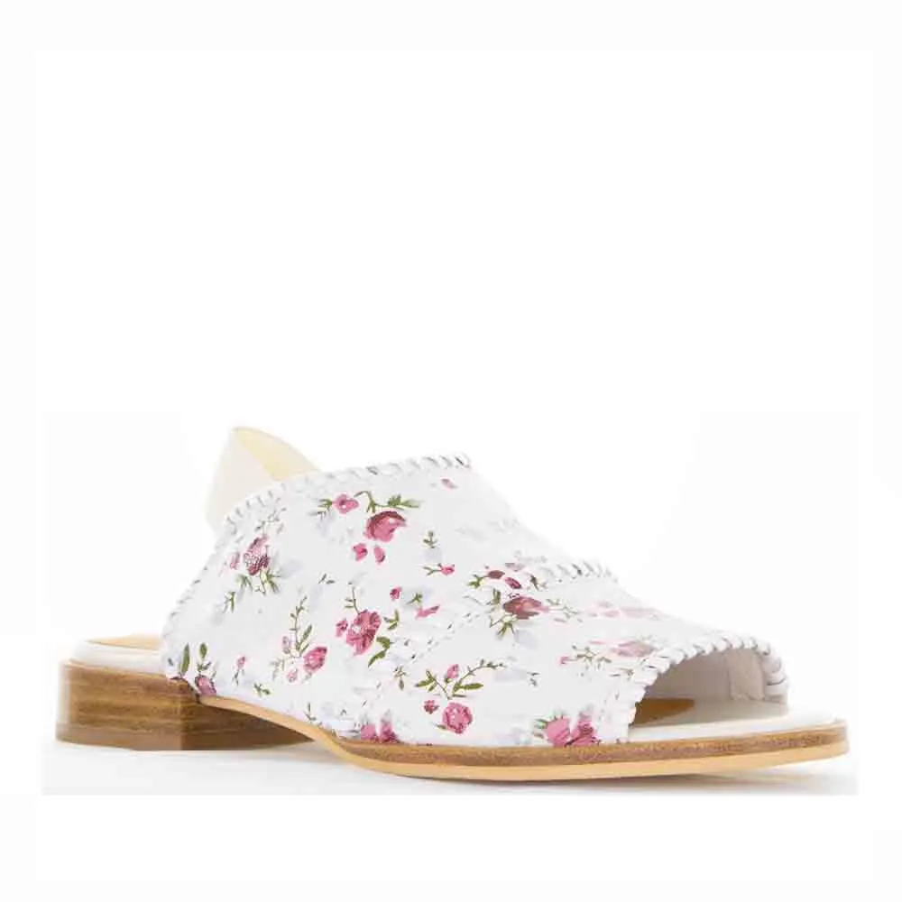 holiday Stretchy BRESLEY SERENADE SMALL ROSES