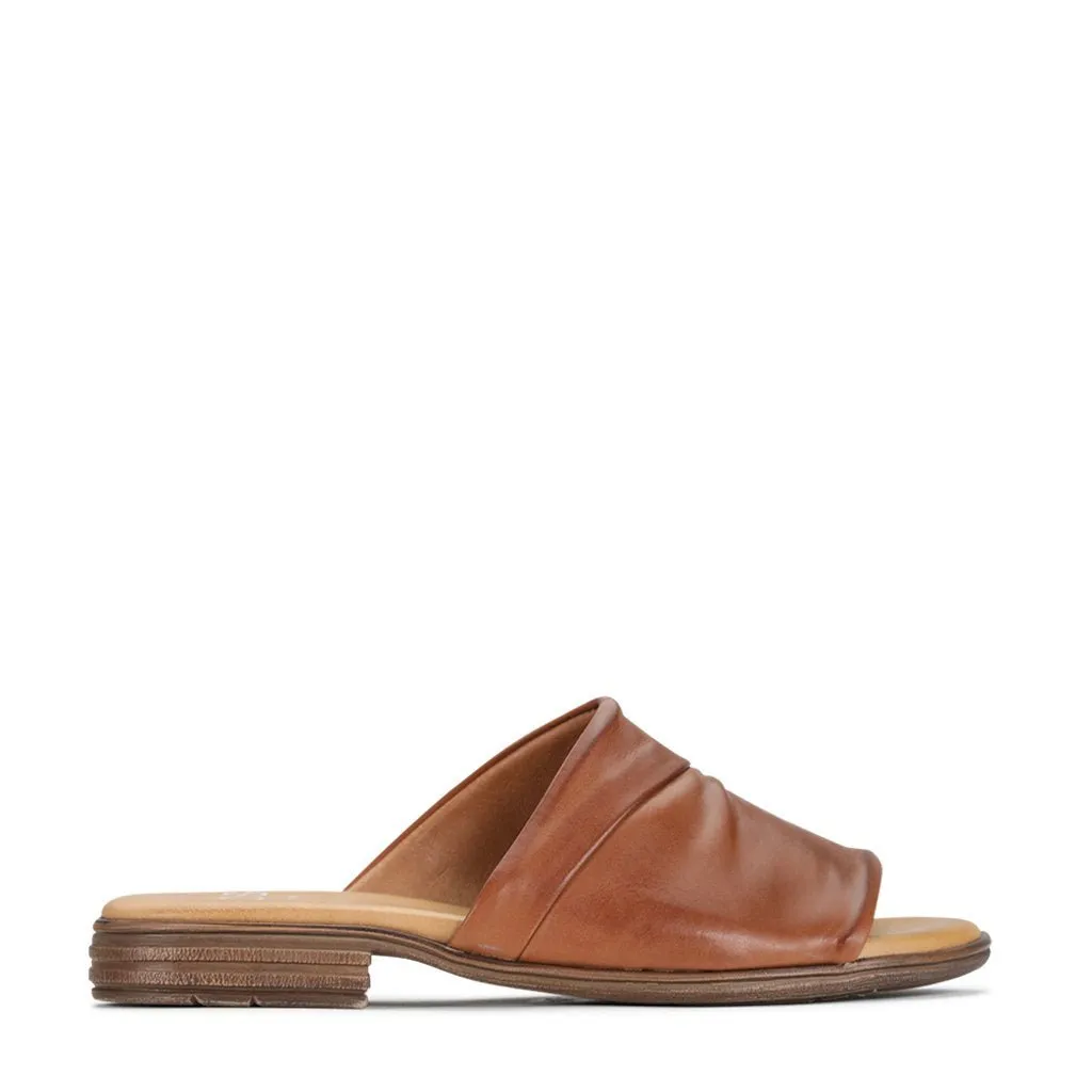 ILO LEATHER  SLIDE SANDALS tennis players