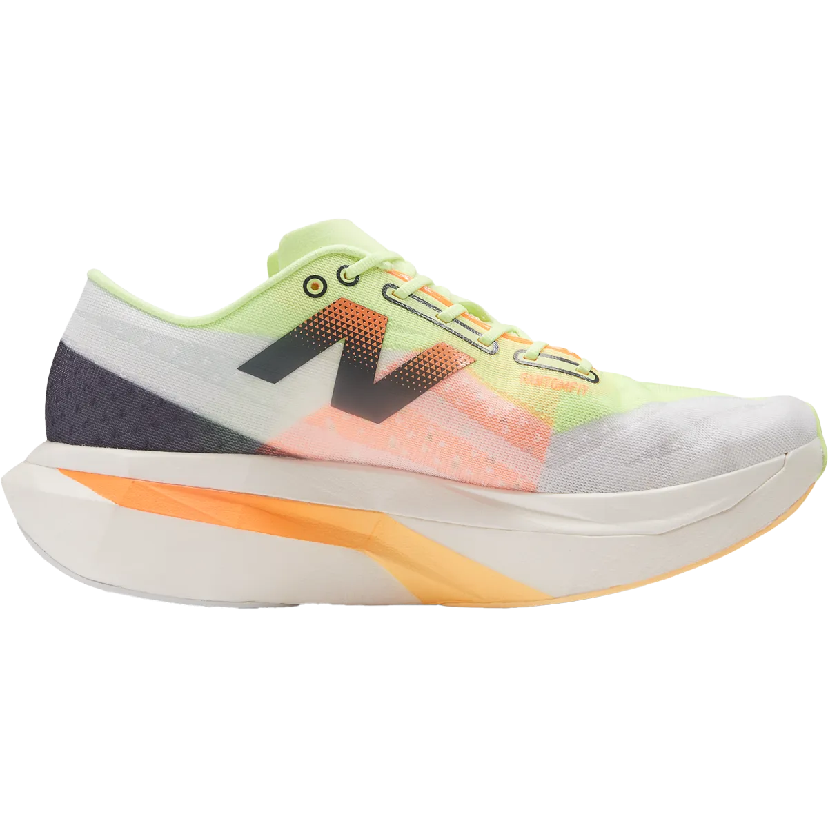 running on sand Women's FuelCell SC Elite v4