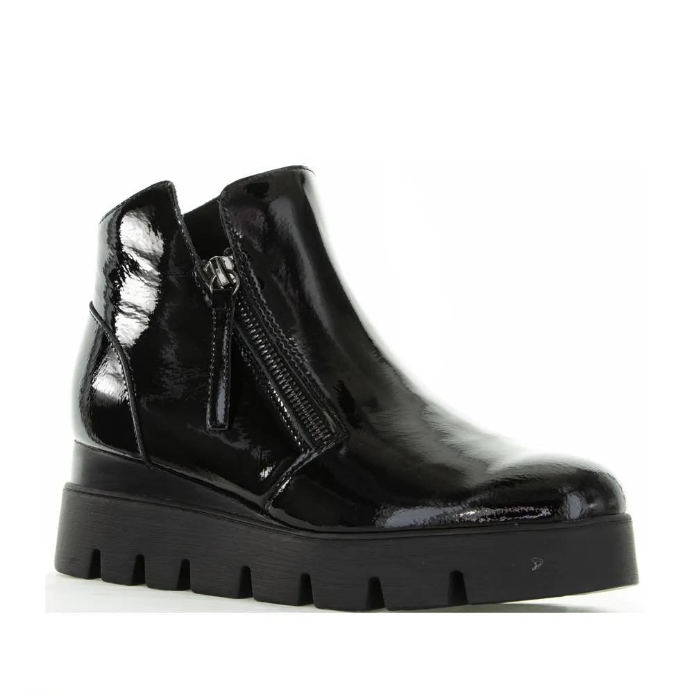 DJANGO & JULIETTE RADIO BLACK PATENT Durable Sole