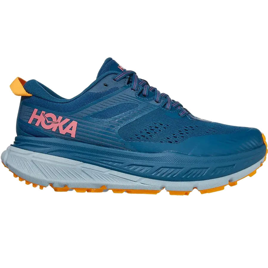 running in a tunnel area shoes Women's Stinson ATR 6