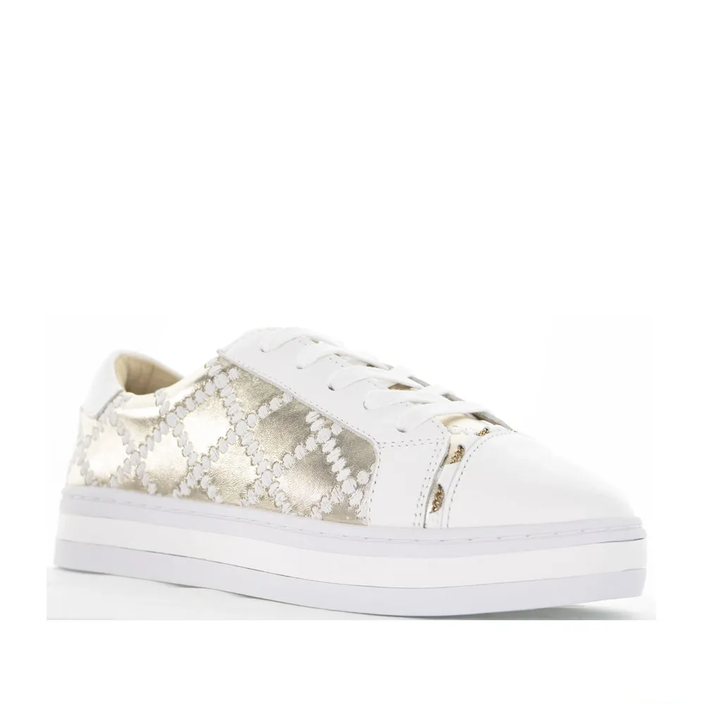 ALFIE & EVIE PLEAT WHITE GOLD Slip On Park Day