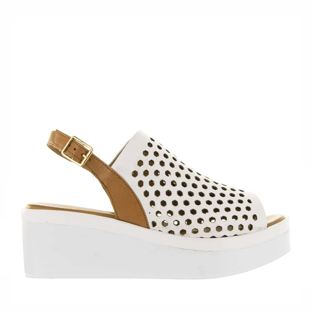 LE SANSA TRUDY WHITE TAN Long - distance