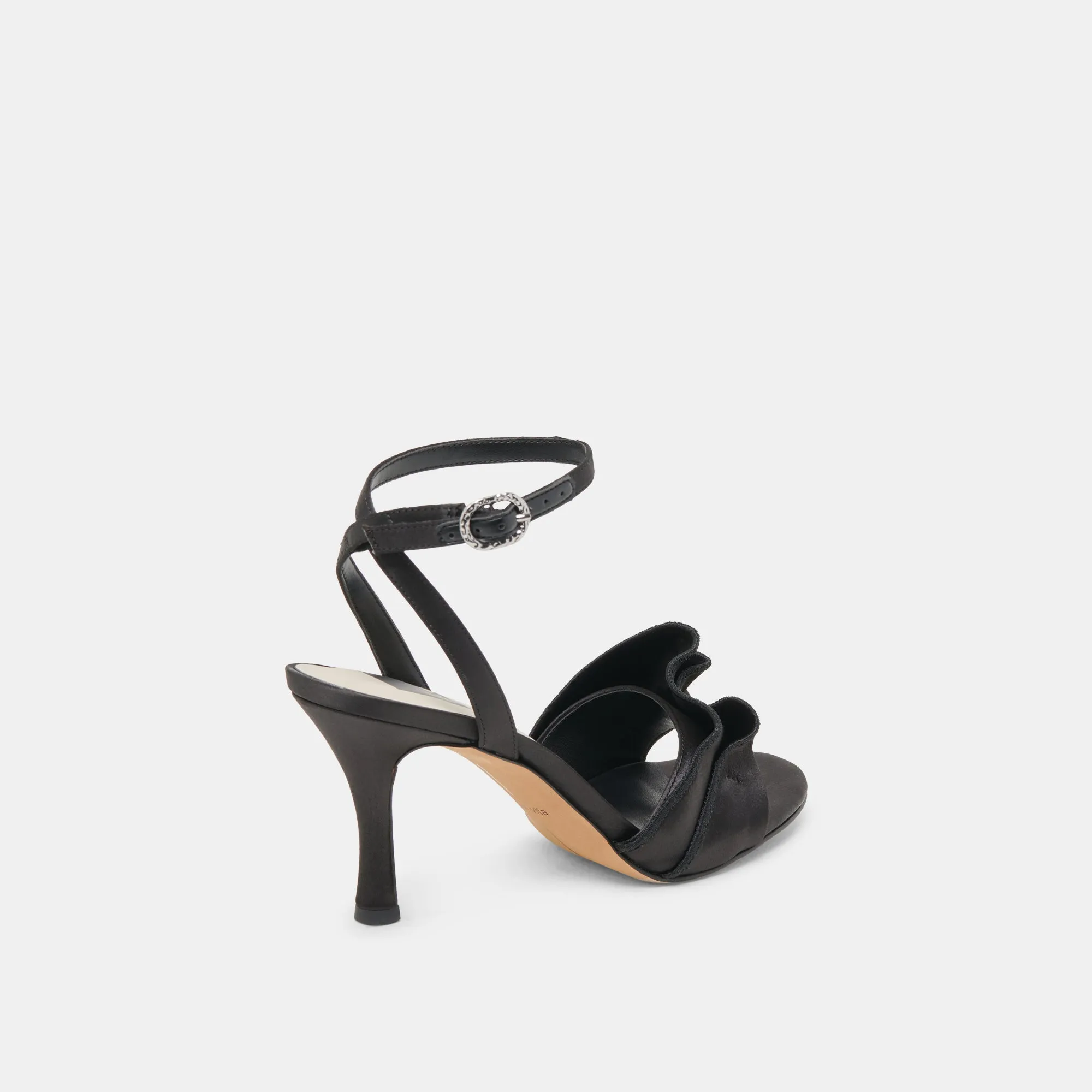 Ventilated Slip-On Pumps LUNETE HEELS ONYX SATIN