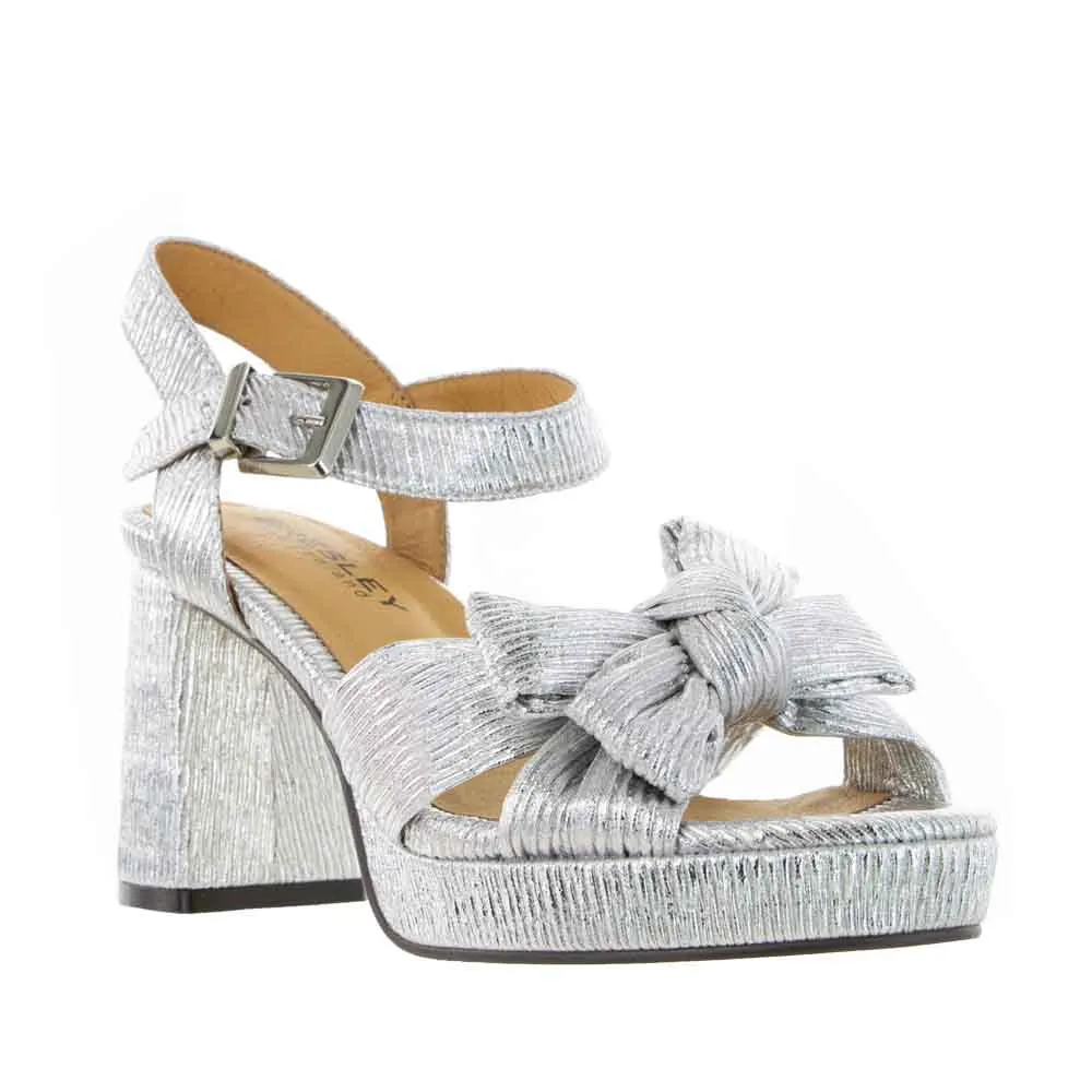 BRESLEY SAM SILVER Comfort Zone Comfortable Slip-Ons
