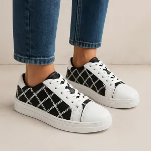 ALFIE & EVIE PLEAT WHITE BLACK Ankle wrap