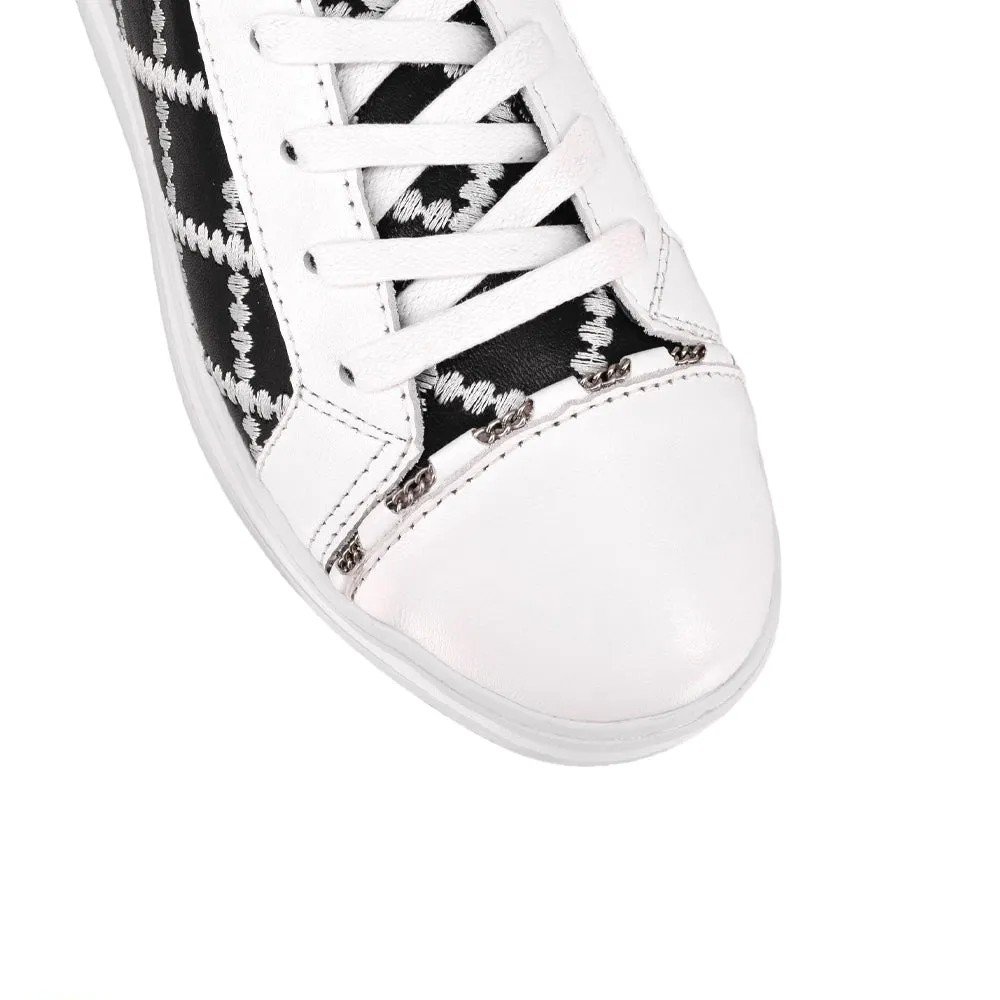 Sea Breeze Wild Trek ALFIE & EVIE PLEAT WHITE BLACK