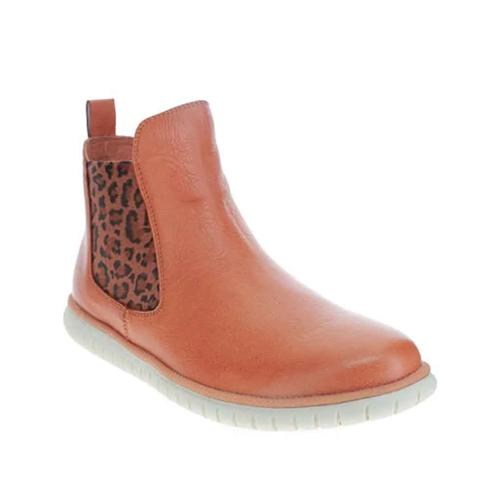 LE SANSA INDY TAN LEOPARD buckle - closure squash