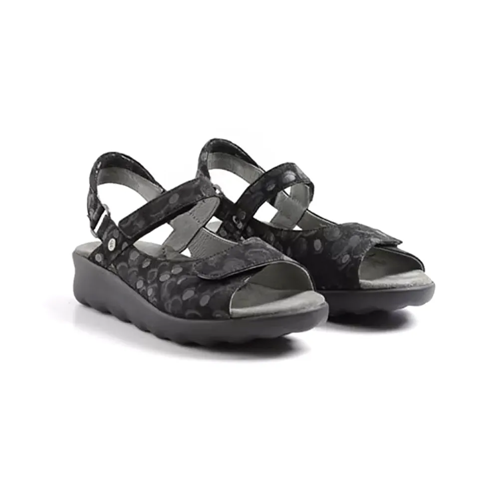 Pichu Sandal - 12-000 Black Circles Boat Walk Scandi Clean