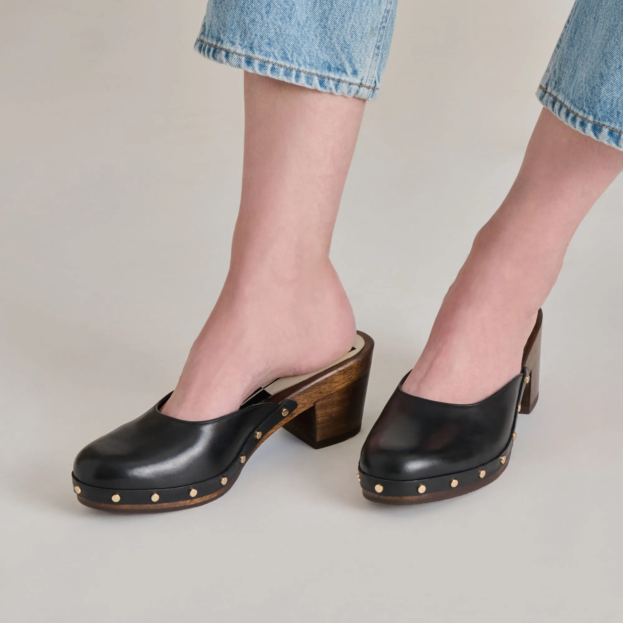 Responsive CAMYN HEELS BLACK LEATHER