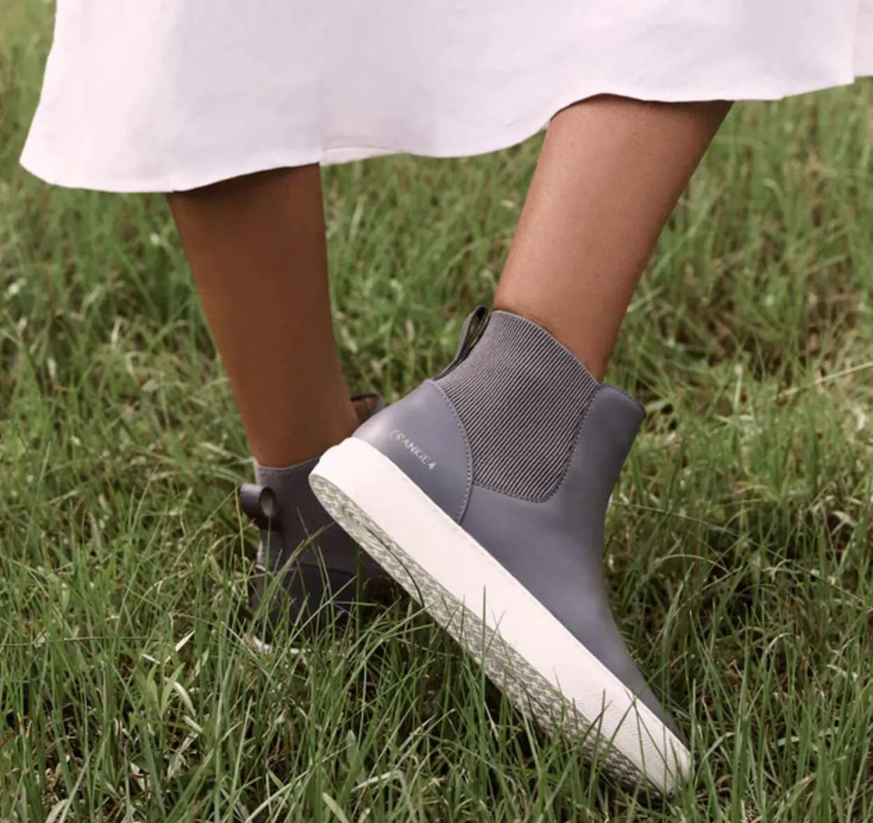 FRANKiE4 EBONY CASTLE GREY Mesh Upper