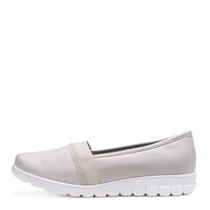 VANAMO Women??s Pomar  stretch slip-ons Timeless Ease
