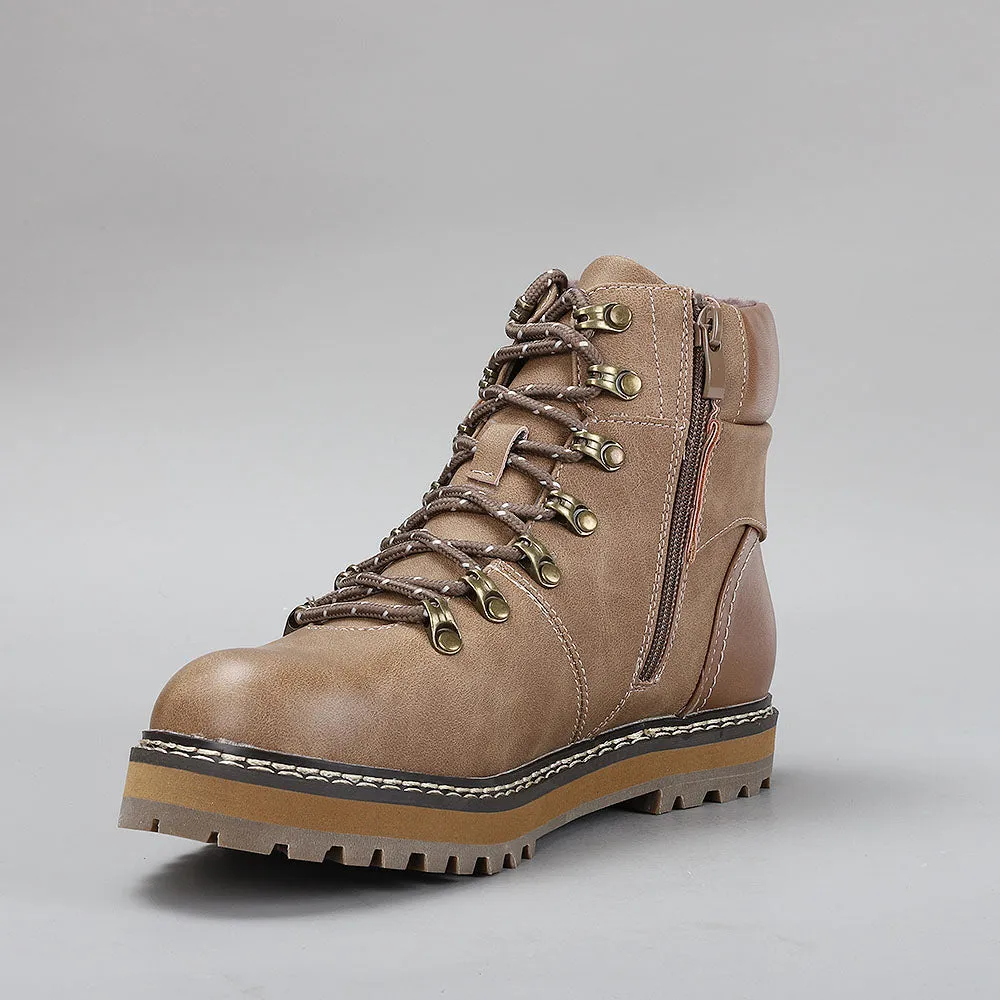 CC RESORTS GREASE TAUPE Stable Structure Waterproof Function