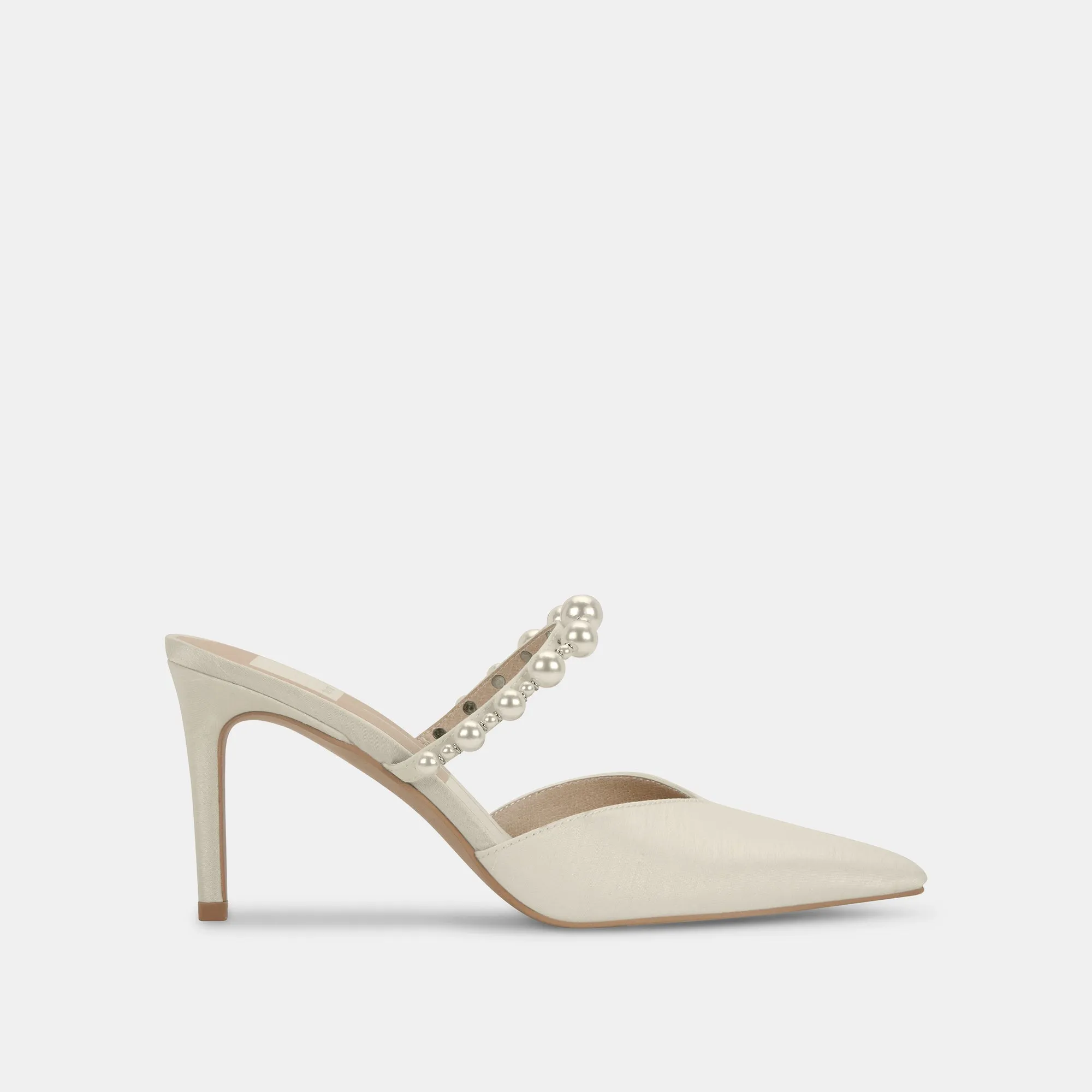 KANIKA PEARL WIDE HEELS VANILLA PEARLS Traction pattern