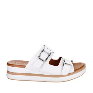 LE SANSA HOLISTER WHITE Relax Fit Walk Low key style