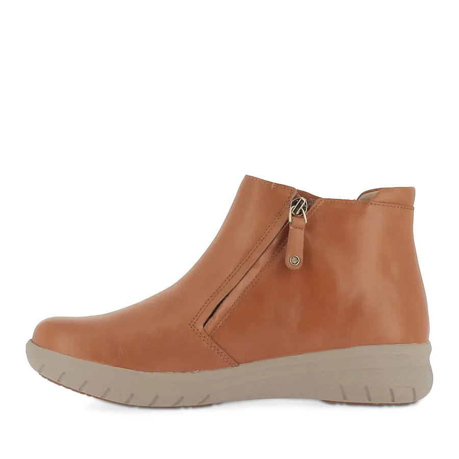 White Clean Move Light ZIERA SOLANGE TAN