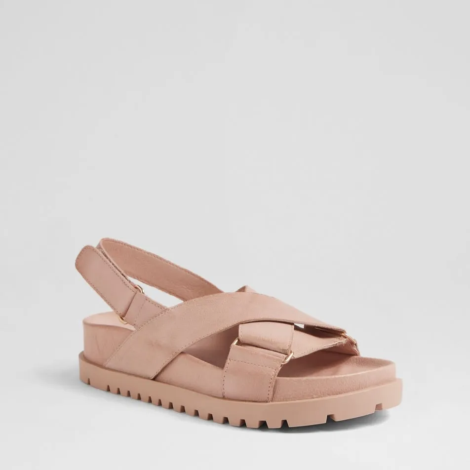 Classic Choice Summer Footwear DJANGO & JULIETTE UBARI CAFE