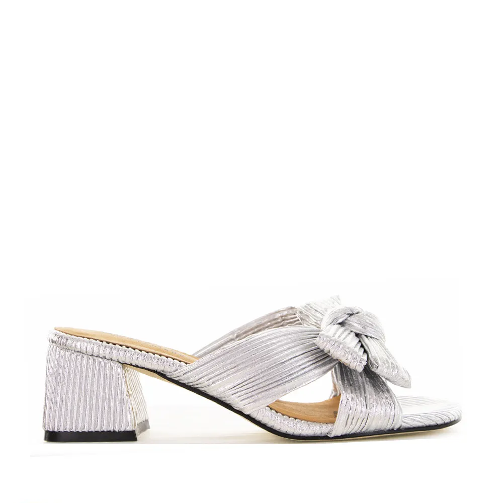 Metallic BRESLEY ANISTON SILVER