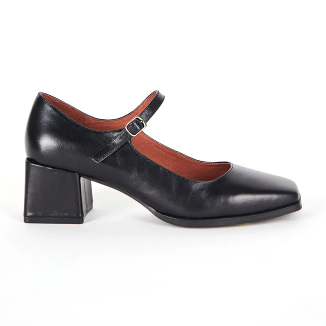Hot Mood Classic Chic Christopher Mary Jane