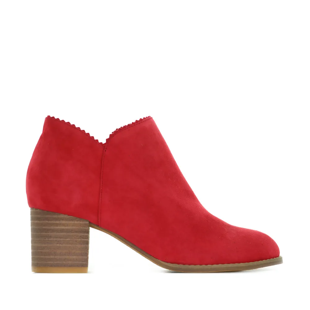 Multi-Function Wear Flexible Sole DJANGO & JULIETTE SHARON RED SUEDE
